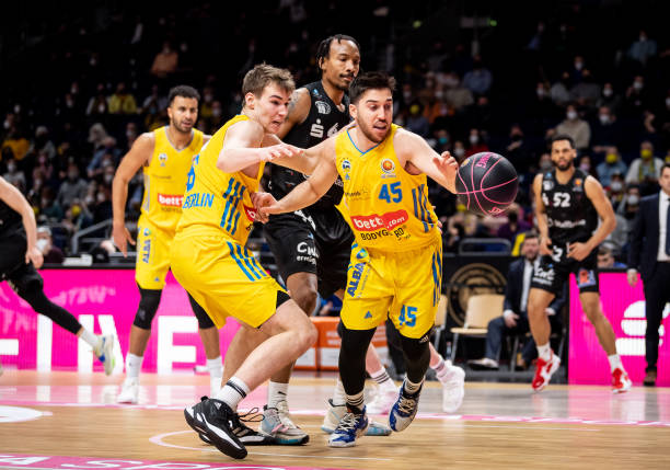 期待更多明 期待更多明